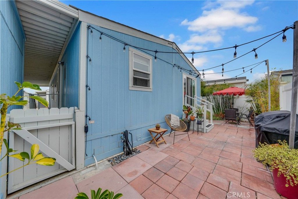 Image 31 of property listing at 21851 Newland, Huntington Beach, CA 92646