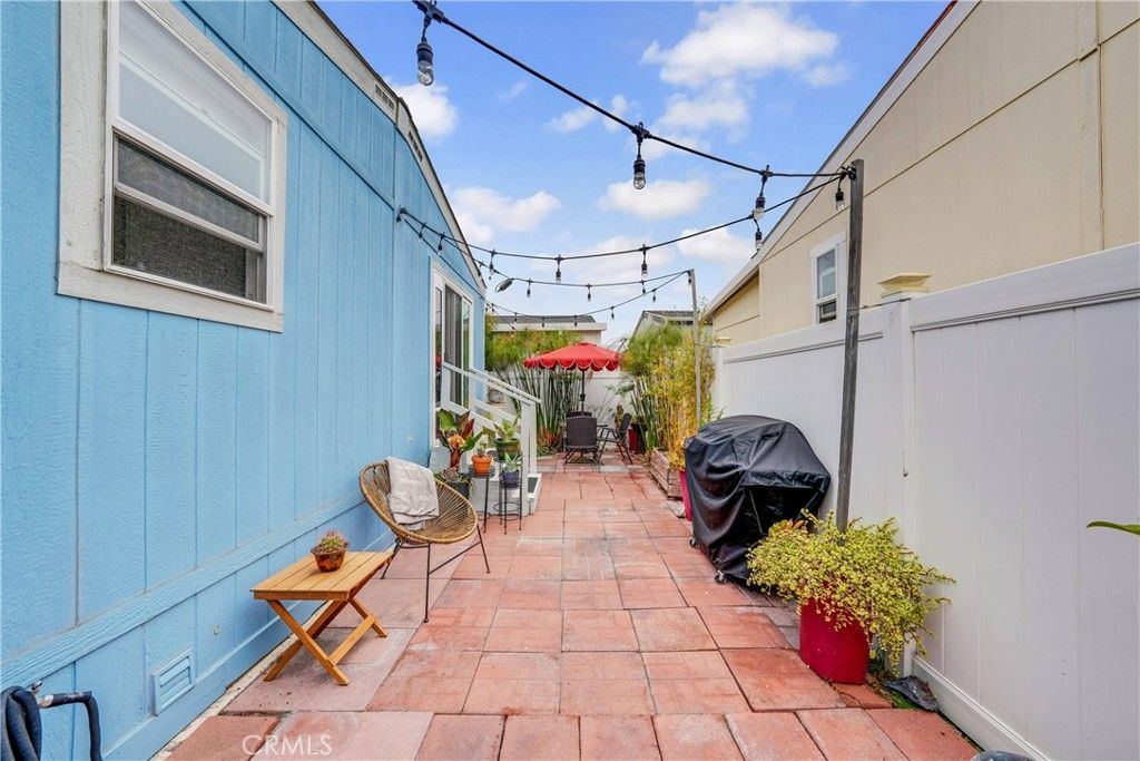 Image 32 of property listing at 21851 Newland, Huntington Beach, CA 92646