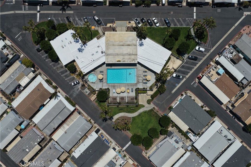 Image 36 of property listing at 21851 Newland, Huntington Beach, CA 92646
