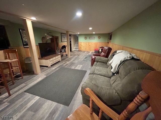 13 Birch Rd, Byram Twp., NJ 07821