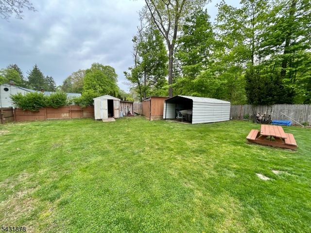 13 Birch Rd, Byram Twp., NJ 07821