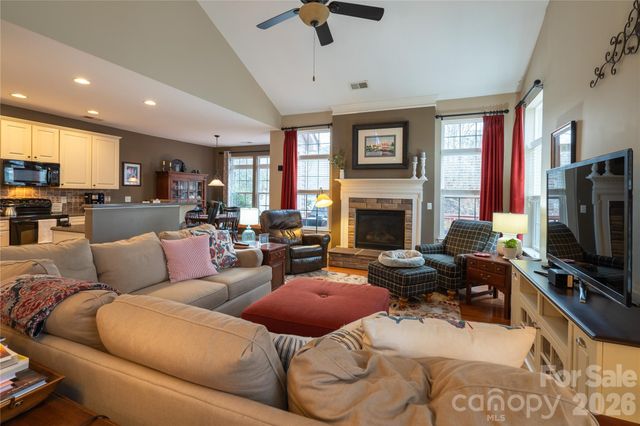 4006 Hickory View Drive, Fort Mill, SC 29707