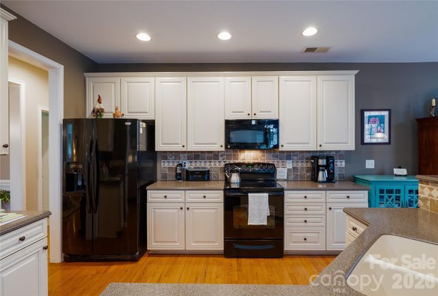 4006 Hickory View Drive, Fort Mill, SC 29707