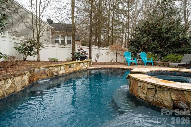4006 Hickory View Drive, Fort Mill, SC 29707