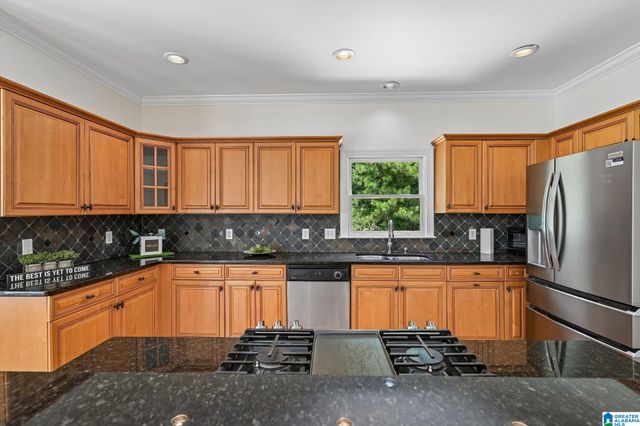 404 GREYSTONE GLEN CIRCLE, Hoover, AL 35242