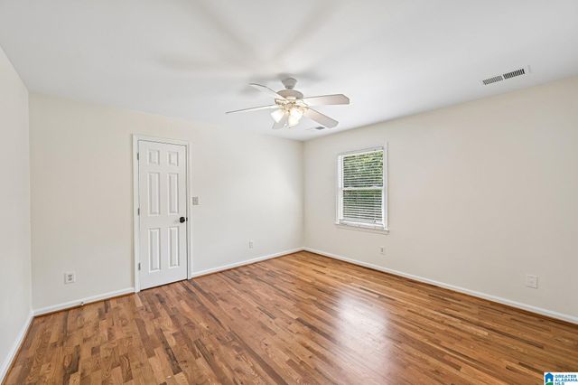 404 GREYSTONE GLEN CIRCLE, Hoover, AL 35242