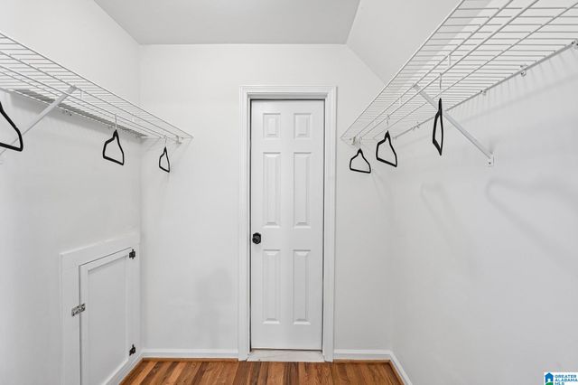 404 GREYSTONE GLEN CIRCLE, Hoover, AL 35242
