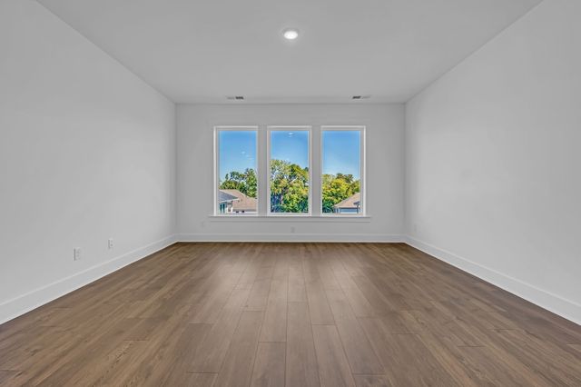 1102 Callaway Drive, Lebanon, TN 37087