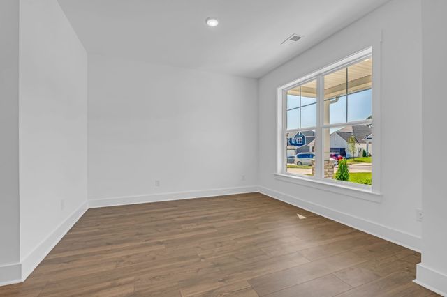 1102 Callaway Drive, Lebanon, TN 37087