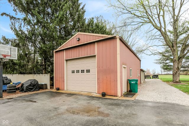 8420 N County Road 150 E, Pittsboro, IN 46167