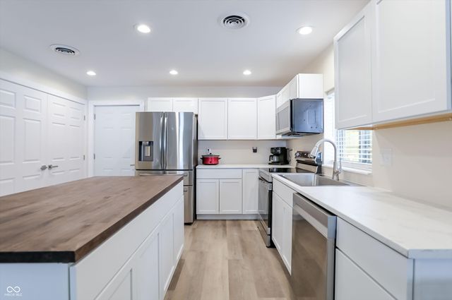 8420 N County Road 150 E, Pittsboro, IN 46167