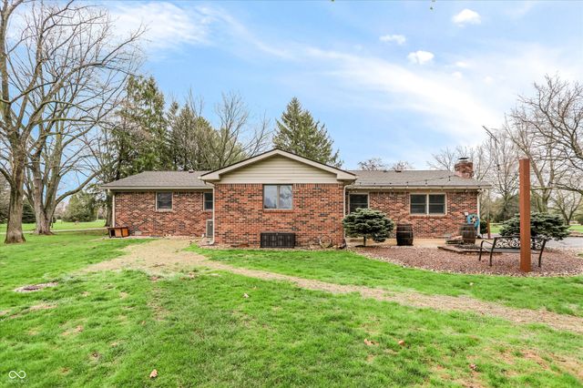 8420 N County Road 150 E, Pittsboro, IN 46167