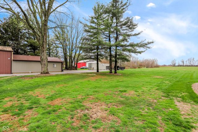 8420 N County Road 150 E, Pittsboro, IN 46167
