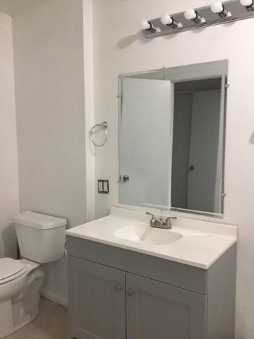 3004 Creekview Drive, Missouri City, TX 77459