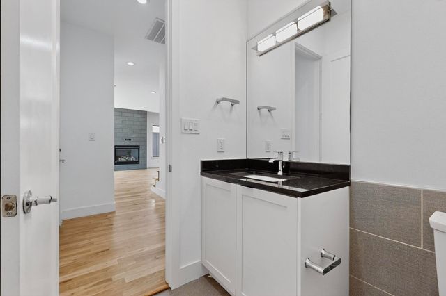 4521 Cowan Avenue, Dallas, TX 75209