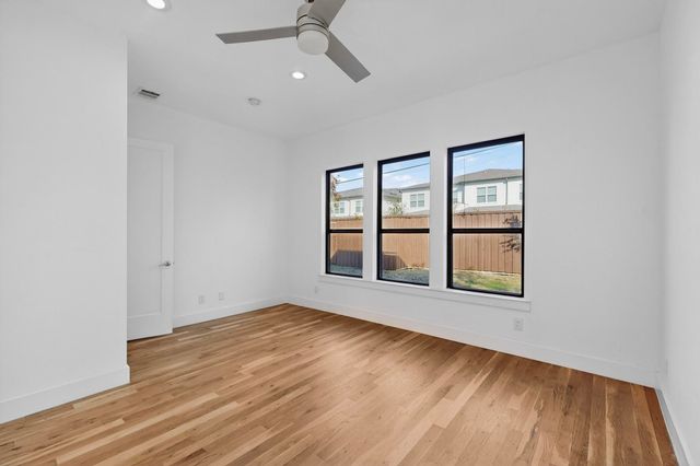 4521 Cowan Avenue, Dallas, TX 75209