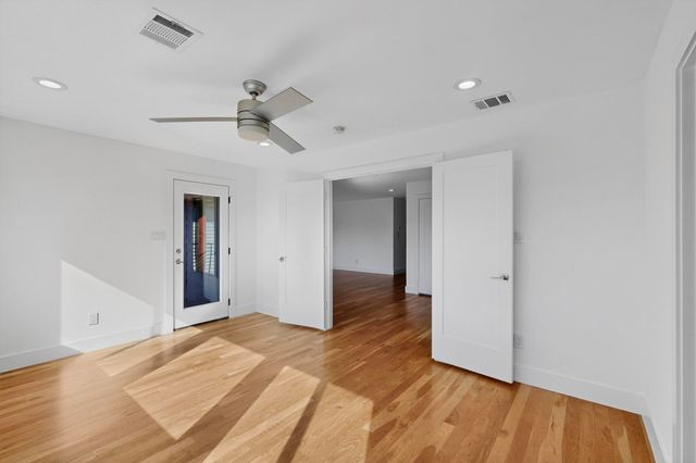 4521 Cowan Avenue, Dallas, TX 75209