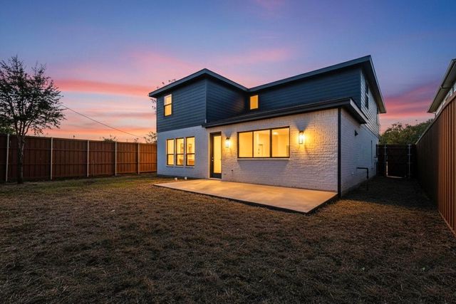 4521 Cowan Avenue, Dallas, TX 75209