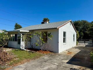 1213 W Azalea Court, Melbourne, FL 32935