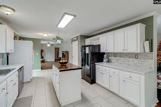 2199 Old Georgetown Road W, Cassatt, SC 29032