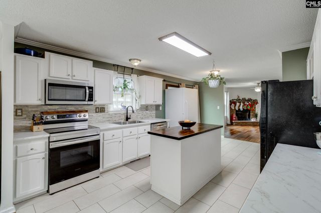 2199 Old Georgetown Road W, Cassatt, SC 29032