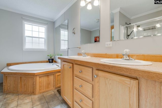 2199 Old Georgetown Road W, Cassatt, SC 29032