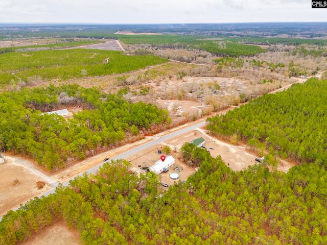 2199 Old Georgetown Road W, Cassatt, SC 29032