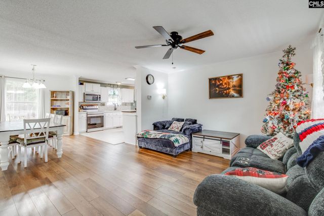 2199 Old Georgetown Road W, Cassatt, SC 29032