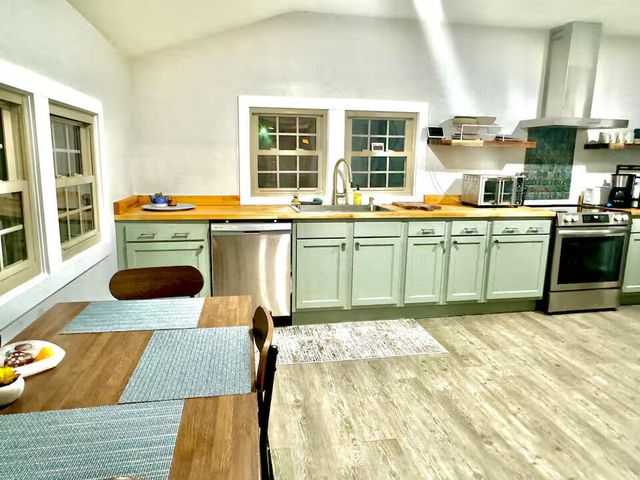 98 Old Mill Road, Ringgold, GA 30736