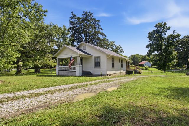98 Old Mill Road, Ringgold, GA 30736