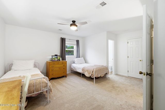 220 Willis Drive, Southport, NC 28461