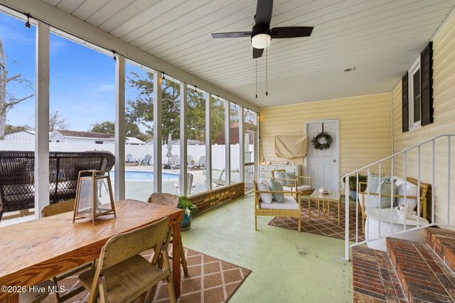 220 Willis Drive, Southport, NC 28461