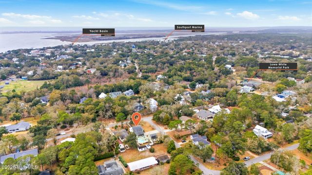 220 Willis Drive, Southport, NC 28461
