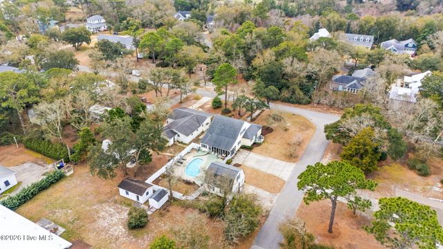 220 Willis Drive, Southport, NC 28461