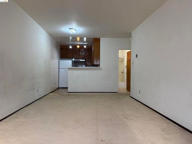 330 8Th St 3D, Oakland, CA 94607