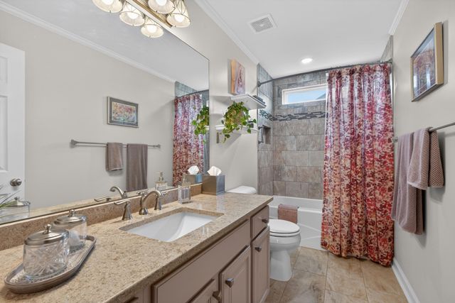 839 Eagle Crest Drive, Versailles, KY 40383