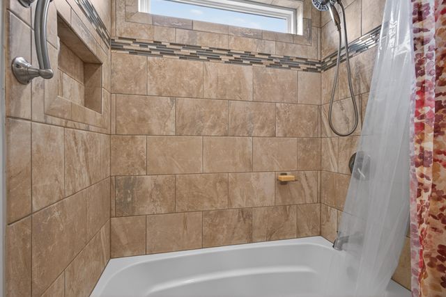 839 Eagle Crest Drive, Versailles, KY 40383