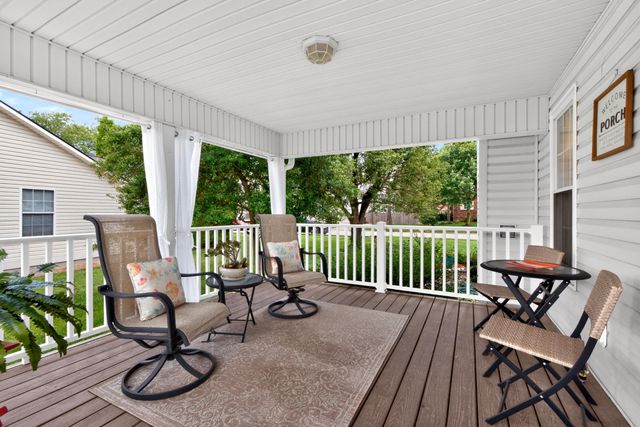 839 Eagle Crest Drive, Versailles, KY 40383