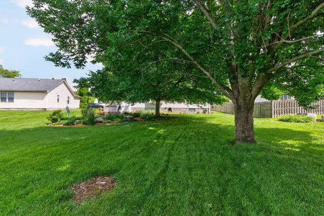 839 Eagle Crest Drive, Versailles, KY 40383