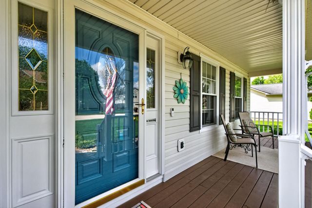 839 Eagle Crest Drive, Versailles, KY 40383