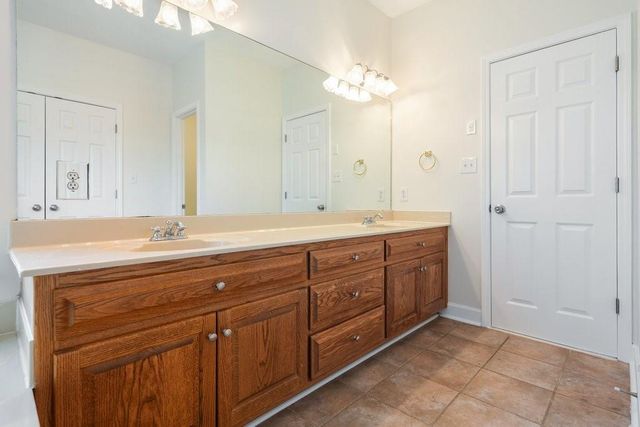 1200 Fenmore Hall, Powder Springs, GA 30127