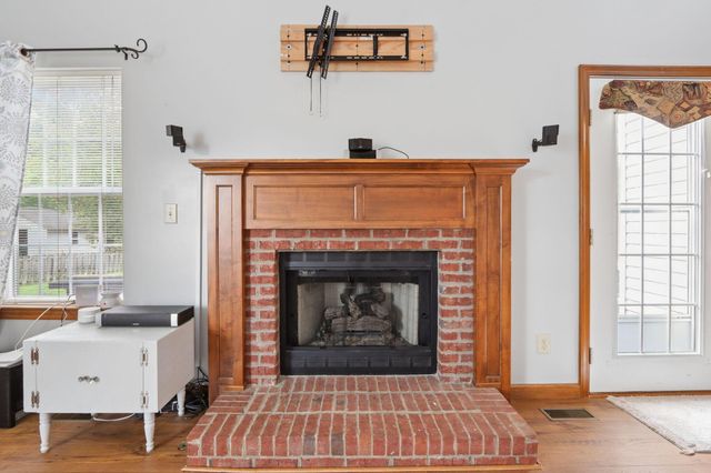 58 Habersac Avenue, Pataskala, OH 43062