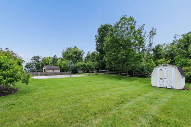 58 Habersac Avenue, Pataskala, OH 43062