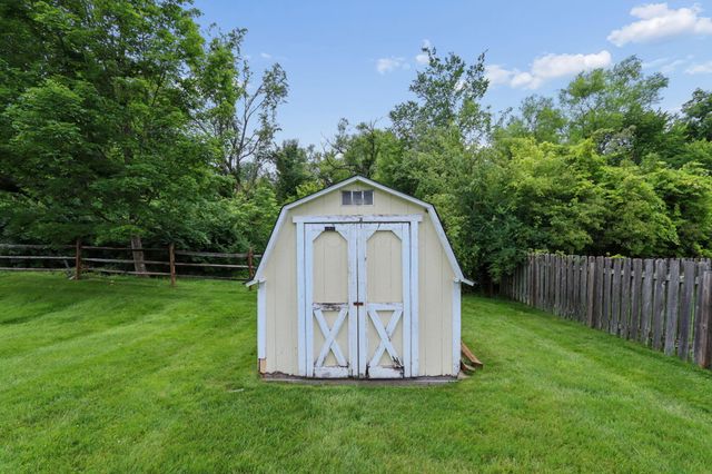 58 Habersac Avenue, Pataskala, OH 43062