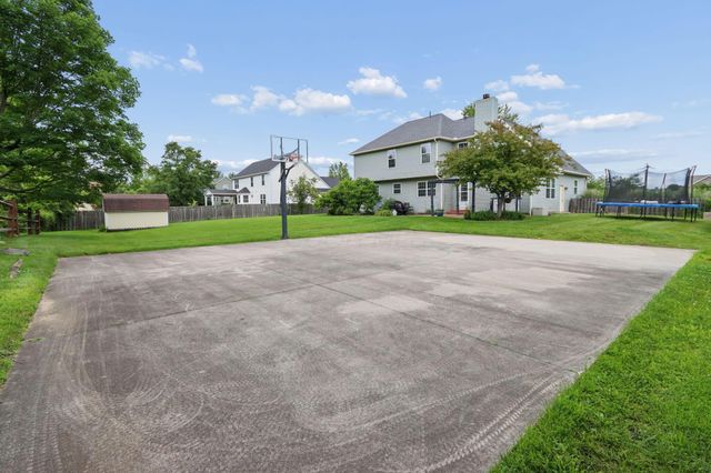 58 Habersac Avenue, Pataskala, OH 43062