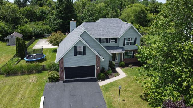 58 Habersac Avenue, Pataskala, OH 43062