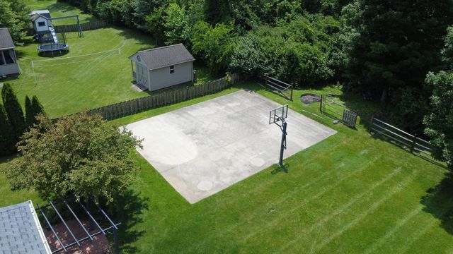 58 Habersac Avenue, Pataskala, OH 43062