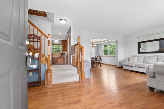 58 Habersac Avenue, Pataskala, OH 43062