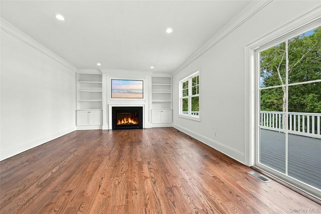 469 Clay Pitts Road, East Northport, NY 11731