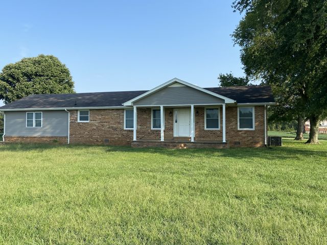 801 Webb Rd, Clarksville, TN 37040